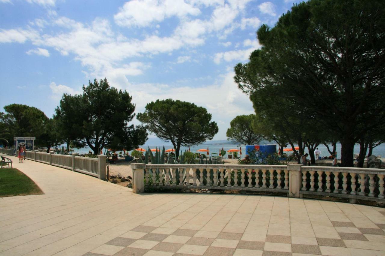 Crikvenica Right On The Beach Ngoại thất bức ảnh